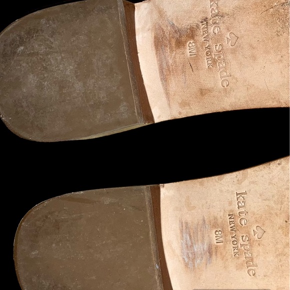 kate spade ♠️ slides sandals. gold. size 8. - Picture 4 of 4